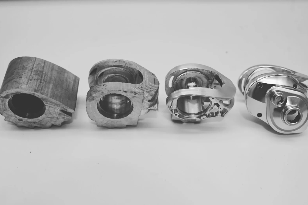 MOULINET CASTING BATES "THE GOAT SWIMBAIT" – Image 2